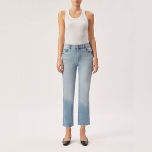 LIKE NEW - DL1961- PATTIE - HIGHRISE VINTAGE ANKLE JEANS IN REEF